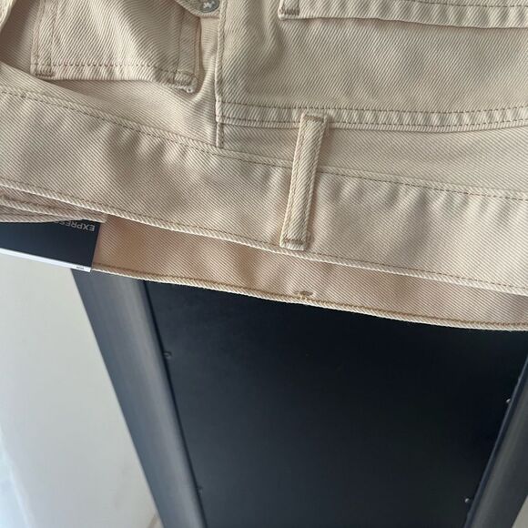 Express Elegant Beige Jeans - Picture 2 of 10
